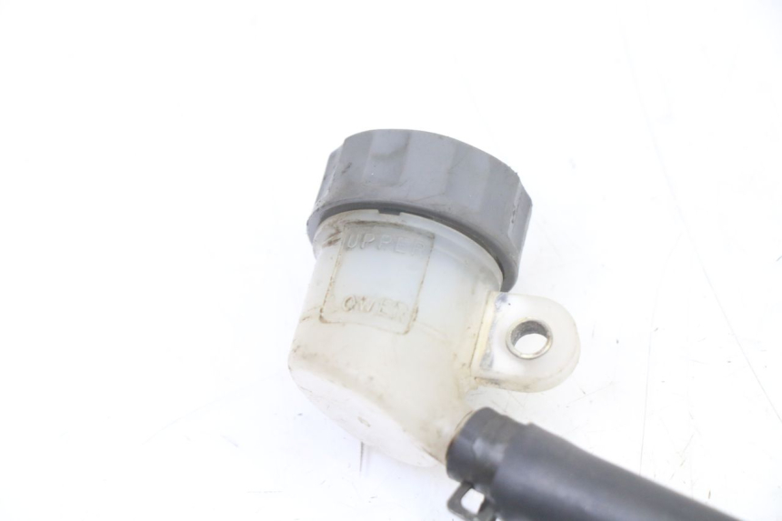photo de POMPA FRENO POSTERIORE HONDA CR 85 (2003 - 2007) - Primo piano tecnico
