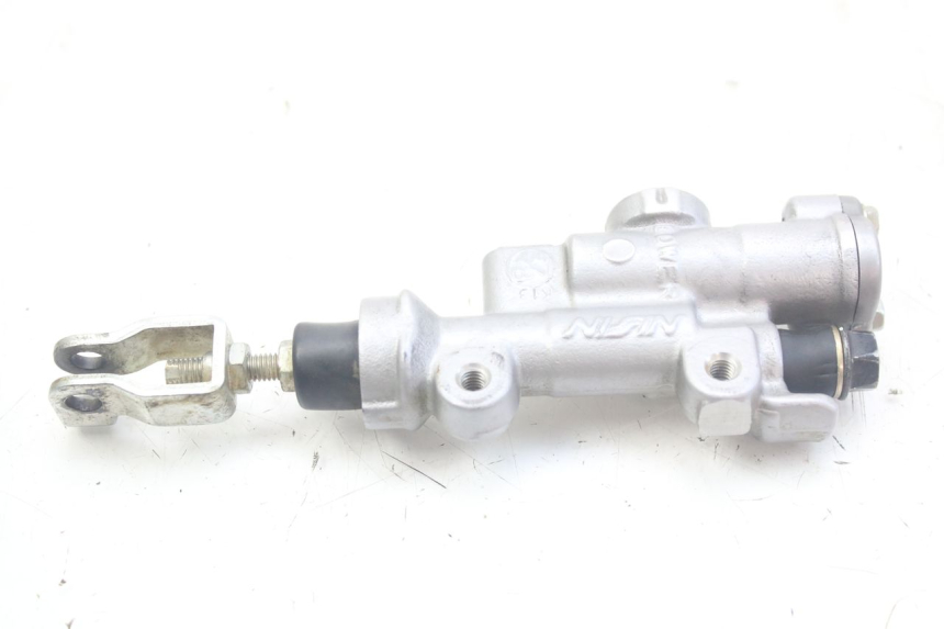 photo de MASTERCYLINDER FRENO POSTERIORE HONDA CRF 250 (2010 - 2013) - Altra angolazione