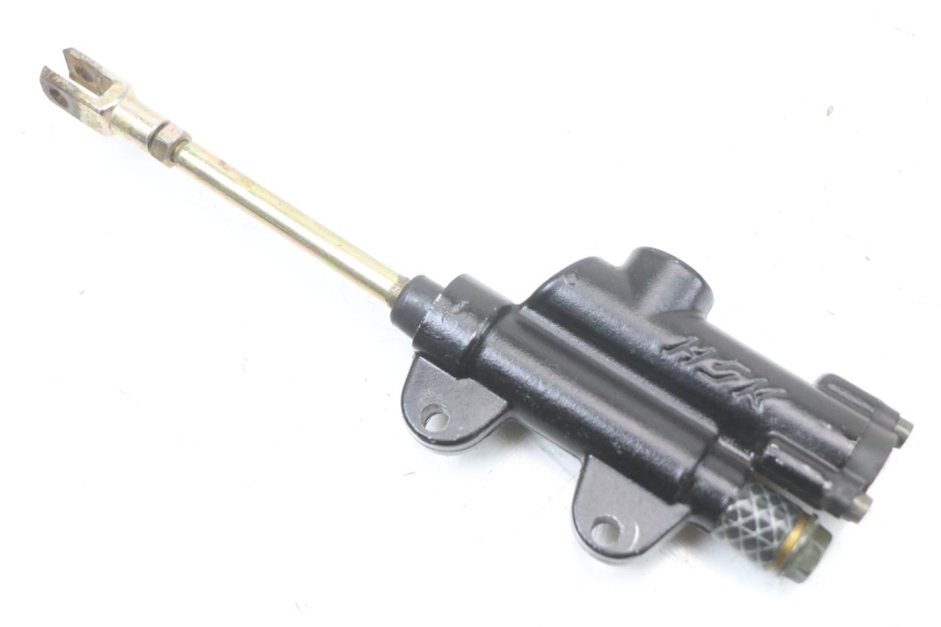 photo de POMPA FRENO POSTERIORE KSR RACING DRIFT 140 - Primo piano tecnico