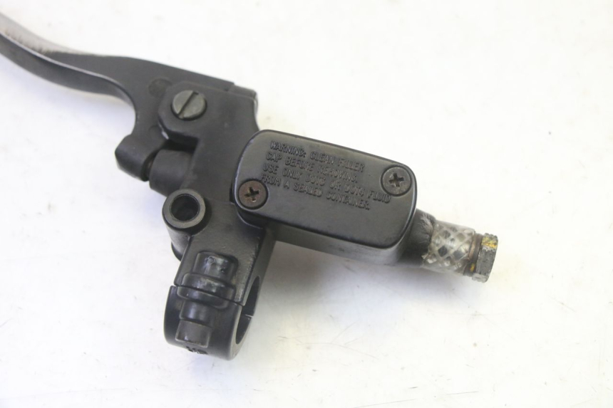 photo de MASTERCYLINDER FRENO POSTERIORE PEUGEOT ELYSTAR 50 (2002 - 2014) - Zoom sullo stato d'uso