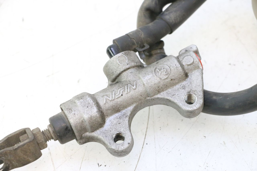 photo de CILINDRO PRINCIPALE POSTERIORE KAWASAKI ER-6 ER6 N 650 (2005 - 2009) - Zoom sullo stato d'uso