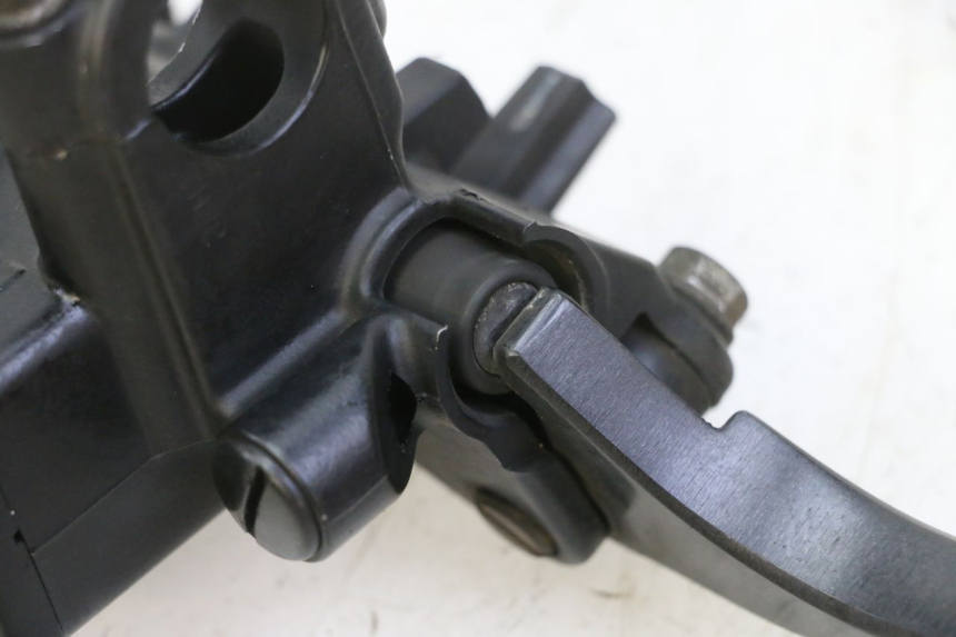 photo de MASTERCYLINDER FRENO POSTERIORE HONDA FES S-WING SWING ABS 125 (2007 - 2015) - Dettaglio del componente