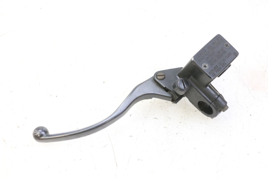 photo de MASTERCYLINDER FRENO POSTERIORE HONDA FES S-WING SWING ABS 125 (2007 - 2015) - Dettagli dei punti di fissaggio