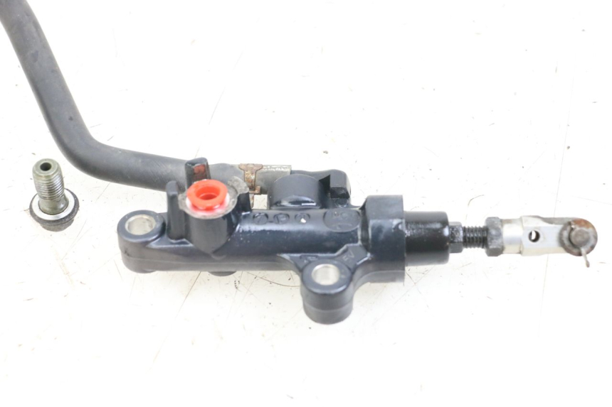 photo de MASTERCYLINDER FRENO POSTERIORE YAMAHA FJR ABS 1300 (2006 - 2012) - Dettaglio del componente