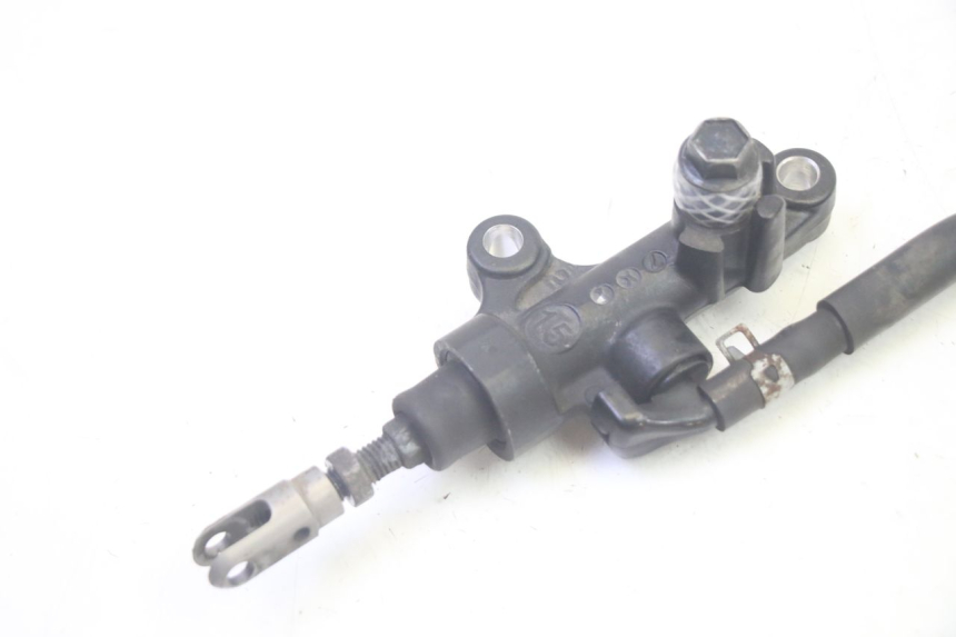 photo de MASTERCYLINDER FRENO POSTERIORE YAMAHA FJR ABS 1300 (2006 - 2012) - Dettaglio del componente