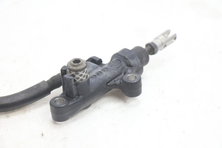 photo de POMPA FRENO POSTERIORE YAMAHA FJR 1300 (2001 - 2005) - Ricambio usato controllato