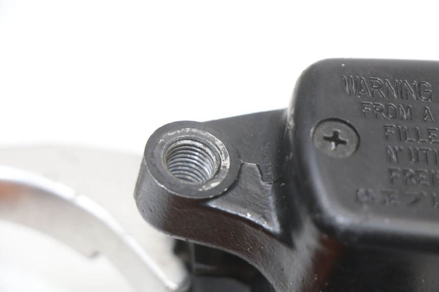 photo de POMPA FRENO POSTERIORE HONDA FJS SILVER WING SILVERWING 400 (2005 - 2008) - Stato della superficie e materiale