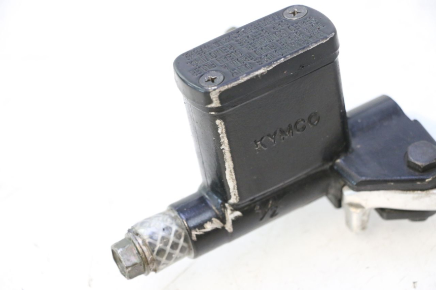 photo de POMPA FRENO POSTERIORE KYMCO GRAND DINK 125 (2008 - 2014) - Altra angolazione