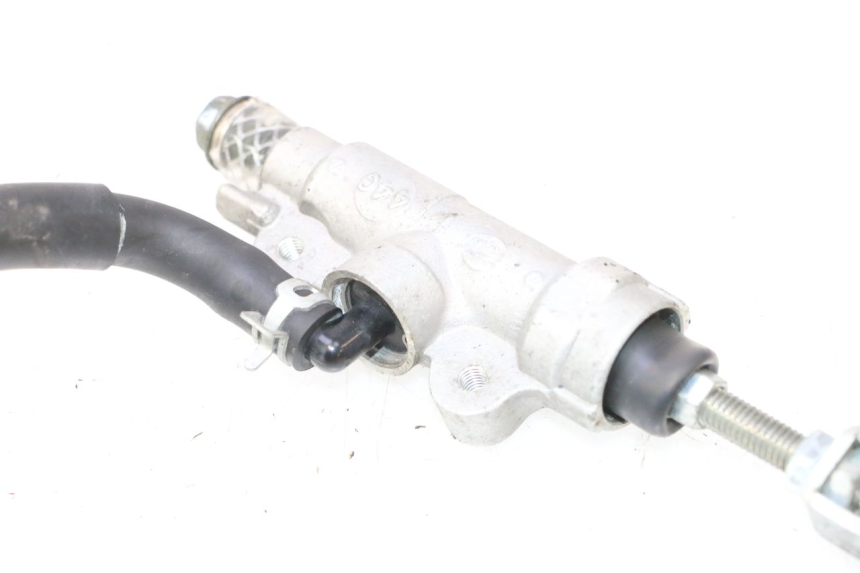 photo de CILINDRO PRINCIPALE FRENO POSTERIORE SUZUKI GSR 600 (2005 - 2012) - Zoom sullo stato d'uso