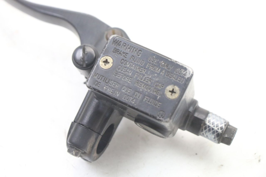 photo de MASTERCYLINDER FRENO POSTERIORE HONDA FES S-WING SWING ABS 125 (2007 - 2015) - Zoom sullo stato d'uso