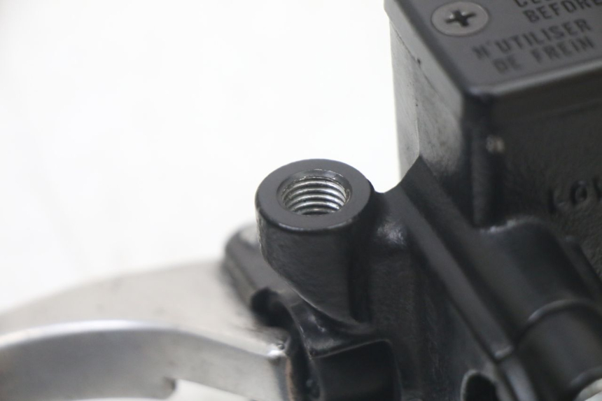 photo de POMPA FRENO POSTERIORE HONDA FORZA 125 (2021 - 2025) - Altra angolazione