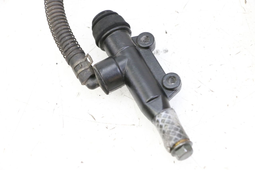 photo de POMPA FRENO POSTERIORE KEEWAY K-LIGHT KLIGHT 125 (2018 - 2025) - Primo piano tecnico