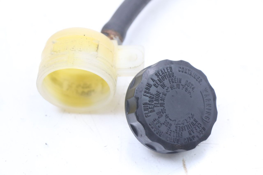 photo de POMPA FRENO POSTERIORE KAWASAKI GTR 1000 (1994 - 2004) - Ricambio usato controllato