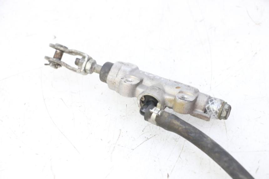 photo de MASTERCYLINDER FRENO POSTERIORE KAWASAKI KX 85 (2014 - 2021) - Altra angolazione