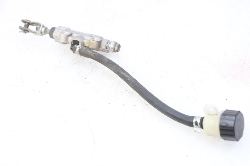 photo de MASTERCYLINDER FRENO POSTERIORE KAWASAKI KX 85 (2014 - 2021) - Primo piano tecnico