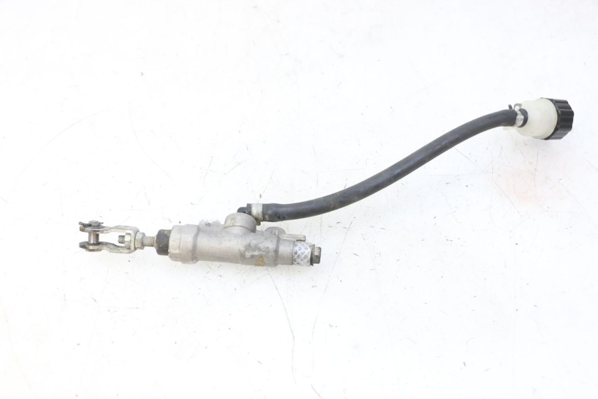 photo de MASTERCYLINDER FRENO POSTERIORE KAWASAKI KX 85 (2014 - 2021) - Dettagli dei punti di fissaggio