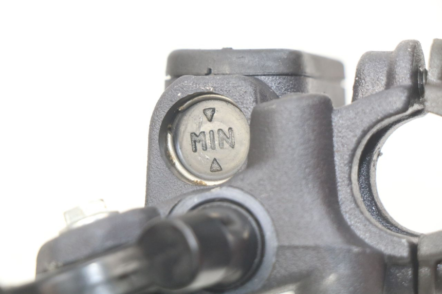 photo de MASTERCYLINDER FRENO POSTERIORE PEUGEOT LUDIX BLASTER 50 (2006 - 2014) - Dettaglio del componente