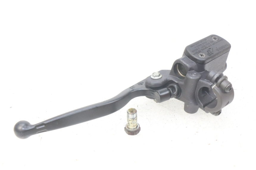 photo de MASTERCYLINDER FRENO POSTERIORE PEUGEOT LUDIX BLASTER 50 (2006 - 2014) - Primo piano tecnico