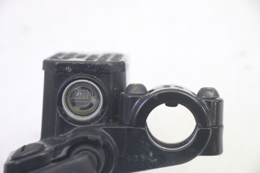 photo de POMPA FRENO POSTERIORE PIAGGIO MP3 HPE 350 (2018 - 2020) - Primo piano tecnico