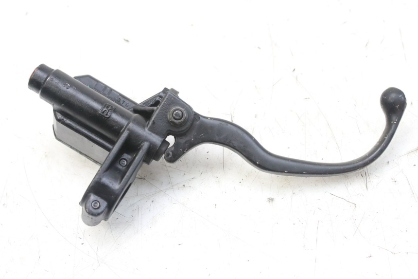 photo de MASTERCYLINDER FRENO POSTERIORE PIAGGIO MP3 RL 250 (2006 - 2010) - Primo piano tecnico