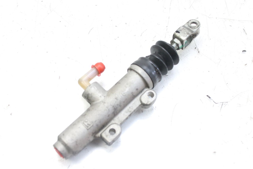photo de MASTERCYLINDER FRENO POSTERIORE PIAGGIO MP3 RL 250 (2006 - 2010) - Stato della superficie e materiale