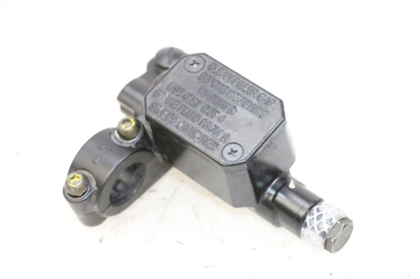 photo de MASTERCYLINDER FRENO POSTERIORE PIAGGIO MP3 500 (2014 - 2017) - Primo piano tecnico