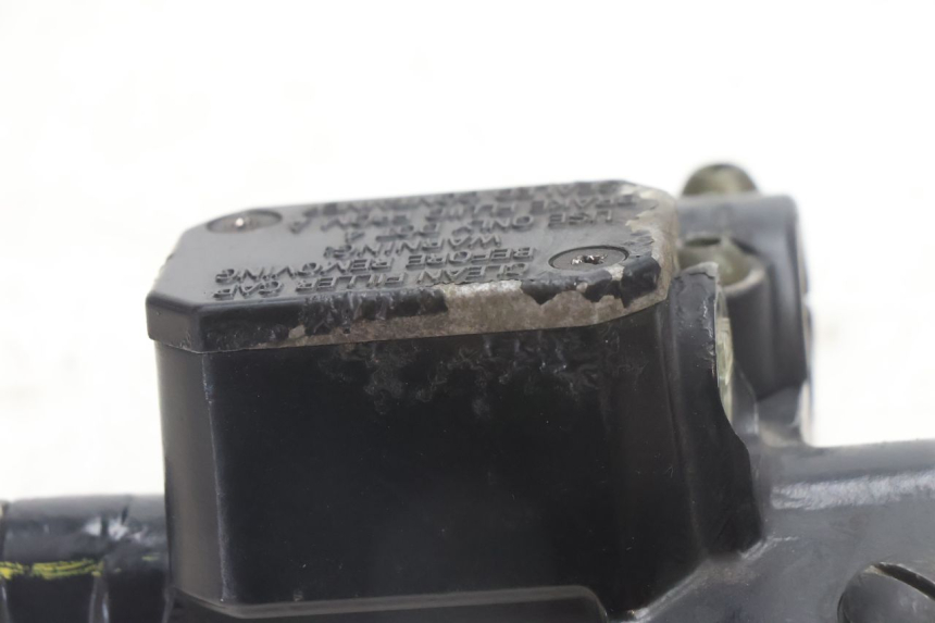 photo de POMPA FRENO POSTERIORE PIAGGIO MP3 500 (2016 - 2018) - Primo piano tecnico