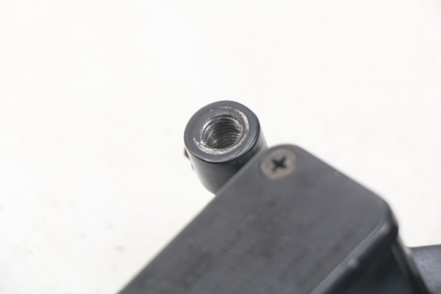 photo de CILINDRO MAESTRO FRENO POSTERIORE MBK MW TRYPTIK 125 (2017 - 2022) - Dettaglio del componente