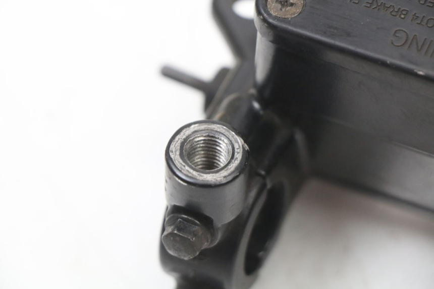 photo de POMPA FRENO POSTERIORE MBK MW TRYPTIK 125 (2014 - 2016) - Vista d'insieme del prodotto