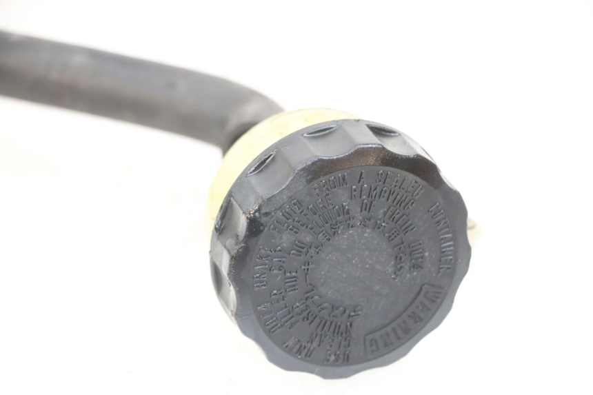 photo de MASTERCYLINDER FRENO POSTERIORE HONDA NTV DEAUVILLE 650 (1998 - 2001) - Primo piano tecnico