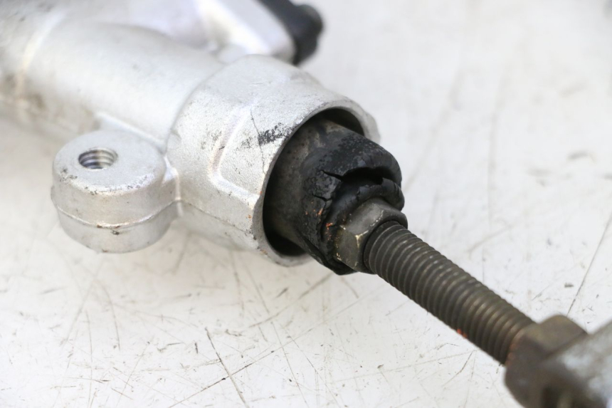 photo de POMPA FRENO POSTERIORE MAG POWER R-STREET 50 (2016 - 2025) - Stato della superficie e materiale