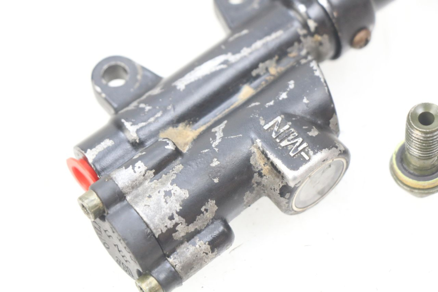 photo de MASTERCYLINDER FRENO POSTERIORE APOLLO RFZ 125 - Dettagli dei punti di fissaggio