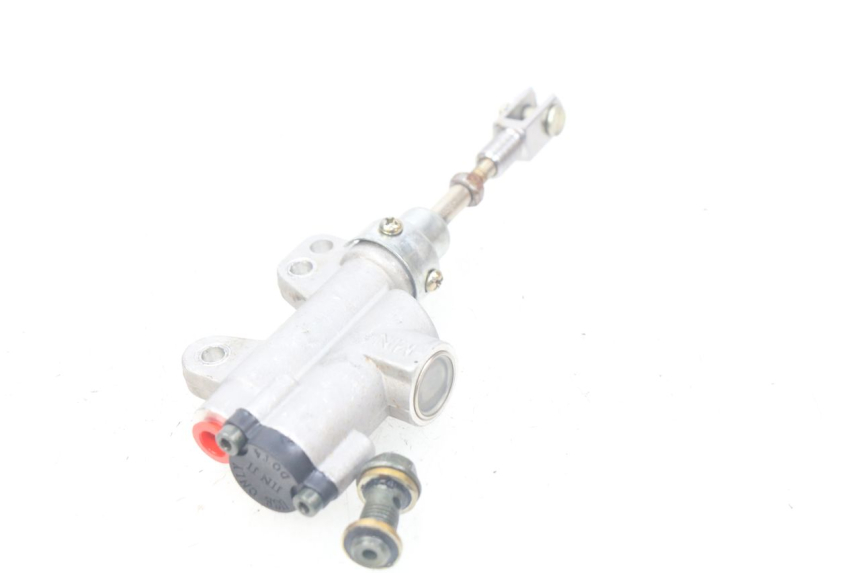 photo de MASTERCYLINDER FRENO POSTERIORE APOLLO RXF 125 - Zoom sullo stato d'uso