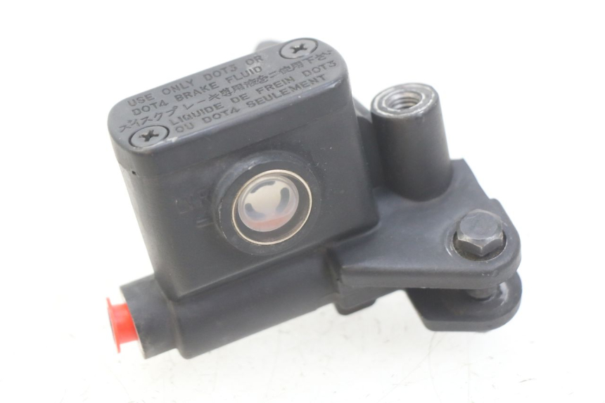 photo de MASTERCYLINDER FRENO POSTERIORE LVNENG S5 1 (2019 - 2023) - Vista principale