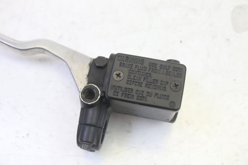 photo de MASTERCYLINDER FRENO POSTERIORE PEUGEOT SATELIS 125 (2010 - 2012) - Zoom sullo stato d'uso