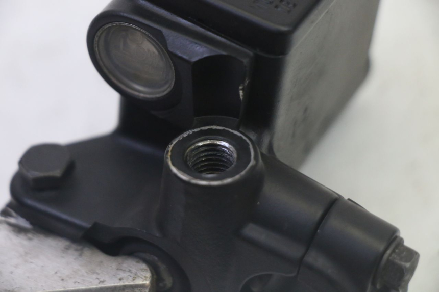 photo de MASTERCYLINDER FRENO POSTERIORE PEUGEOT SATELIS 125 (2010 - 2012) - Vista d'insieme del prodotto