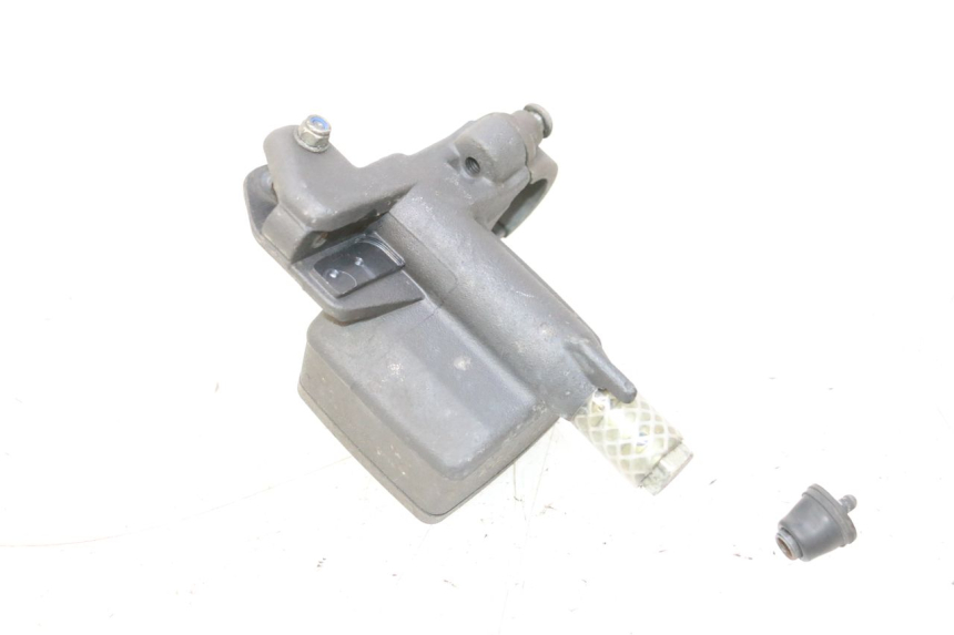photo de MASTERCYLINDER FRENO POSTERIORE PEUGEOT SATELIS 125 (2006 - 2009) - Dettaglio del componente