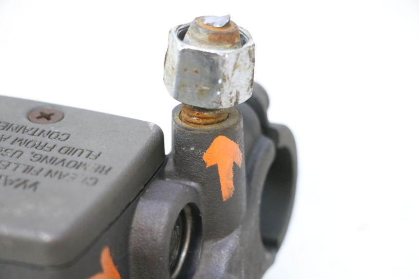 photo de MASTERCYLINDER FRENO POSTERIORE PEUGEOT SATELIS 125 (2006 - 2009) - Stato della superficie e materiale