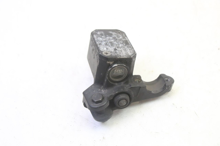photo de MASTERCYLINDER FRENO POSTERIORE APRILIA SR R 2T LC 50 (2018 - 2021) - Altra angolazione