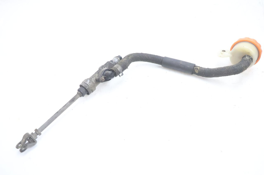 photo de POMPA FRENO POSTERIORE HONDA ST PAN EUROPEAN 1100 (1990 - 2002) - Primo piano tecnico