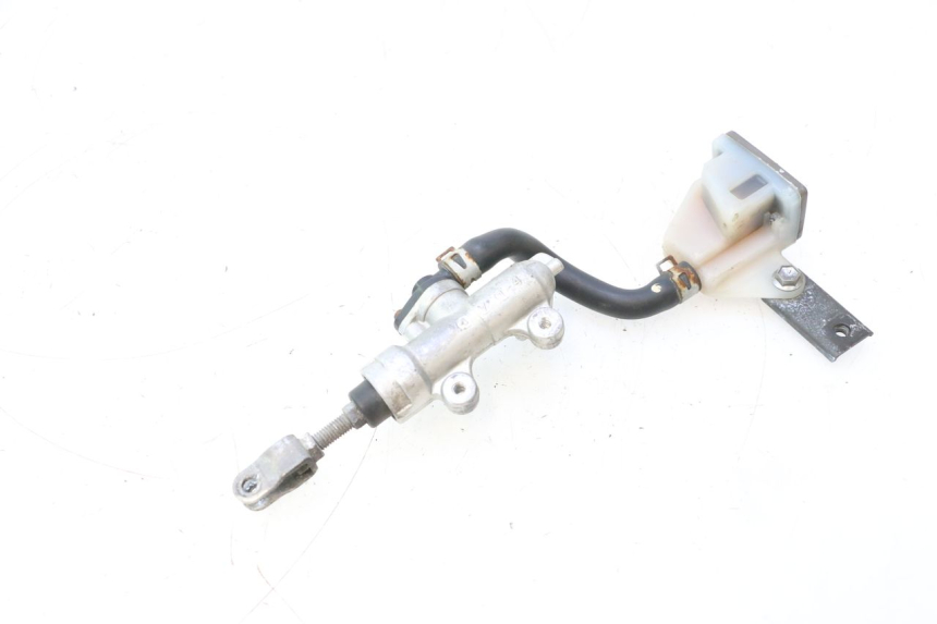 photo de POMPA FRENO POSTERIORE SUZUKI SV S 650 (2003 - 2009) - Altra angolazione
