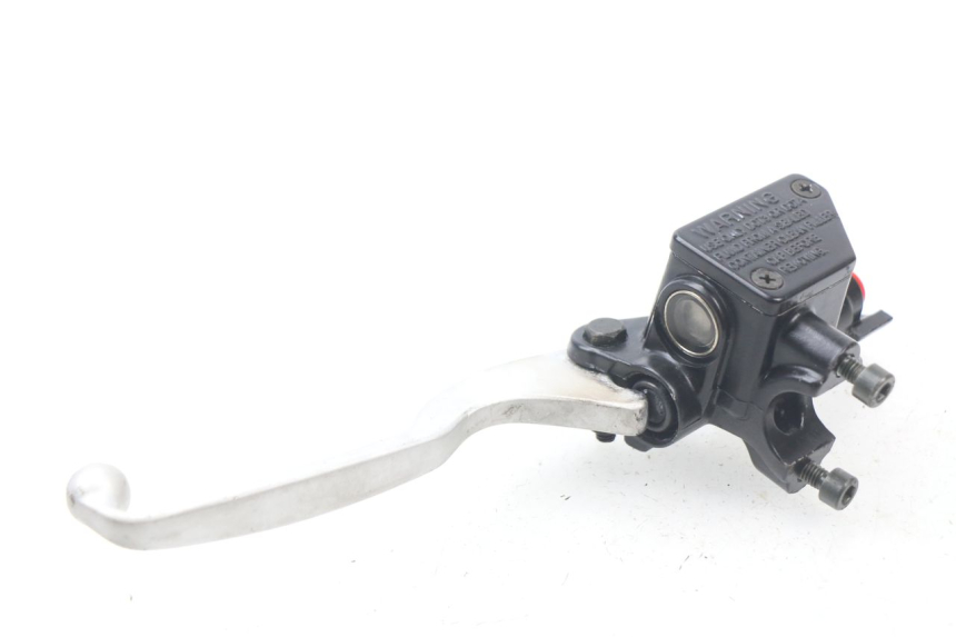 photo de MASTRO CILINDRO FRENO POSTERIORE SYM SYMPHONY 50 (2009 - 2015) - Altra angolazione