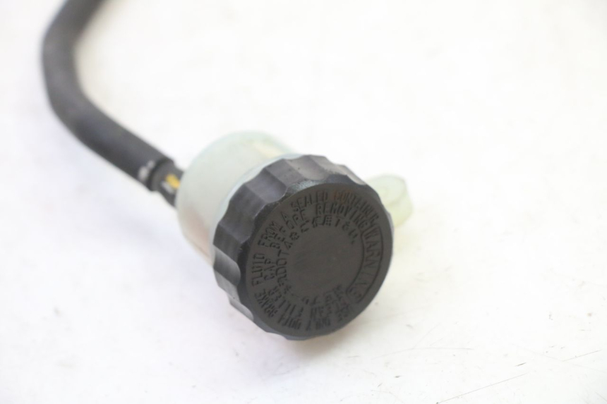 photo de CILINDRO PRINCIPALE FRENO POSTERIORE YAMAHA TDM ABS 900 (2002 - 2014) - Altra angolazione