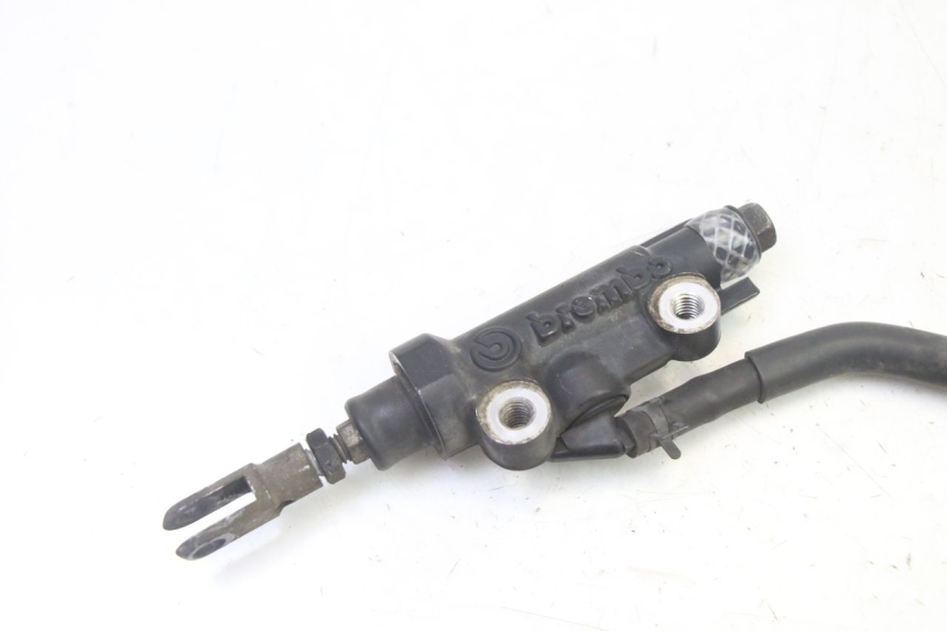photo de CILINDRO PRINCIPALE FRENO POSTERIORE YAMAHA TDM ABS 900 (2002 - 2014) - Dettaglio del componente