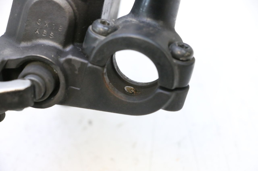 photo de MASTERCYLINDER FRENO POSTERIORE YAMAHA X-MAX XMAX 125 (2010 - 2013) - Stato della superficie e materiale