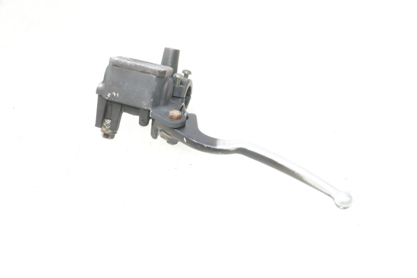 photo de MASTERCYLINDER FRENO POSTERIORE YAMAHA XMAX X-MAX 125 (2006 - 2009) - Stato della superficie e materiale