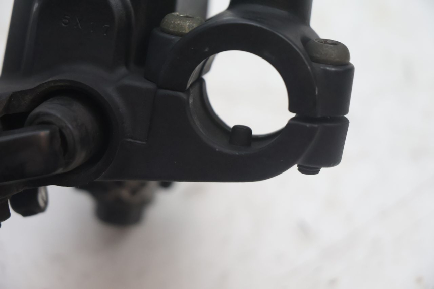 photo de MASTERCYLINDER FRENO POSTERIORE YAMAHA XMAX X-MAX 125 (2006 - 2009) - Dettagli dei punti di fissaggio