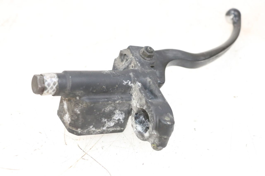 photo de MASTERCYLINDER FRENO POSTERIORE PIAGGIO X8 125 (2004 - 2007) - Altra angolazione