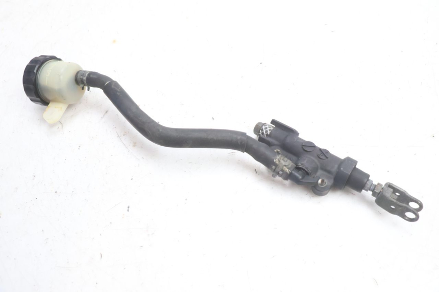 photo de POMPA FRENO POSTERIORE YAMAHA XJR 1300 (1998 - 2002) - Altra angolazione