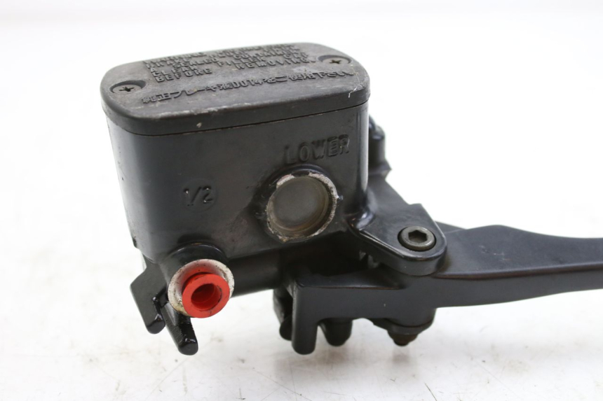 photo de MASTERCYLINDER FRENO POSTERIORE YAMAHA XP T-MAX TMAX ABS 500 (2004 - 2007) - Altra angolazione